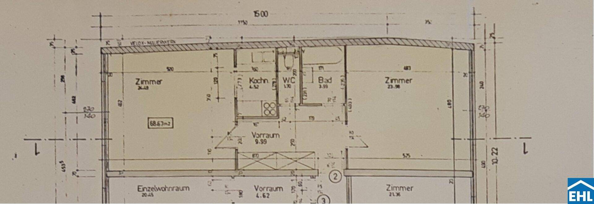 Grundriss einer Wohnung mit mehreren Zimmern, Küche und Bad, inklusive Maßen.