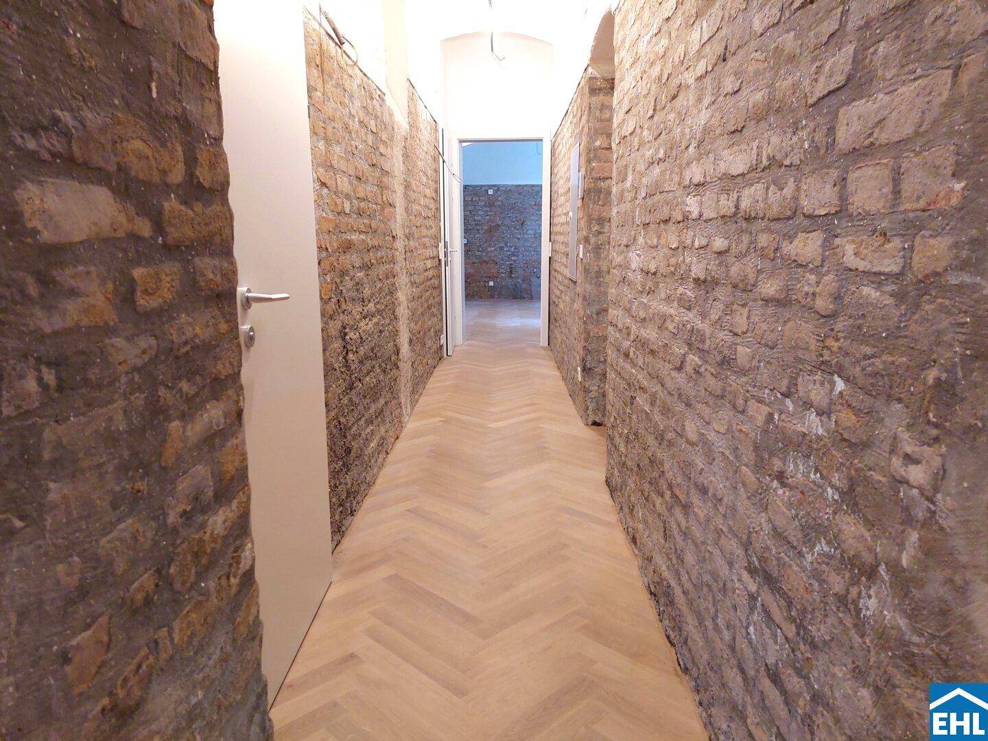 Modernisiertes Atelier im historischen Altbau in bester Stadtlage - Ansicht 5