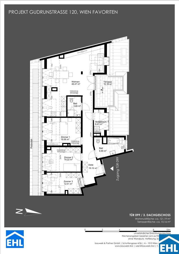Grundriss der Dachgeschosswohnung mit drei Zimmern, offenem Wohnbereich und Terrasse.