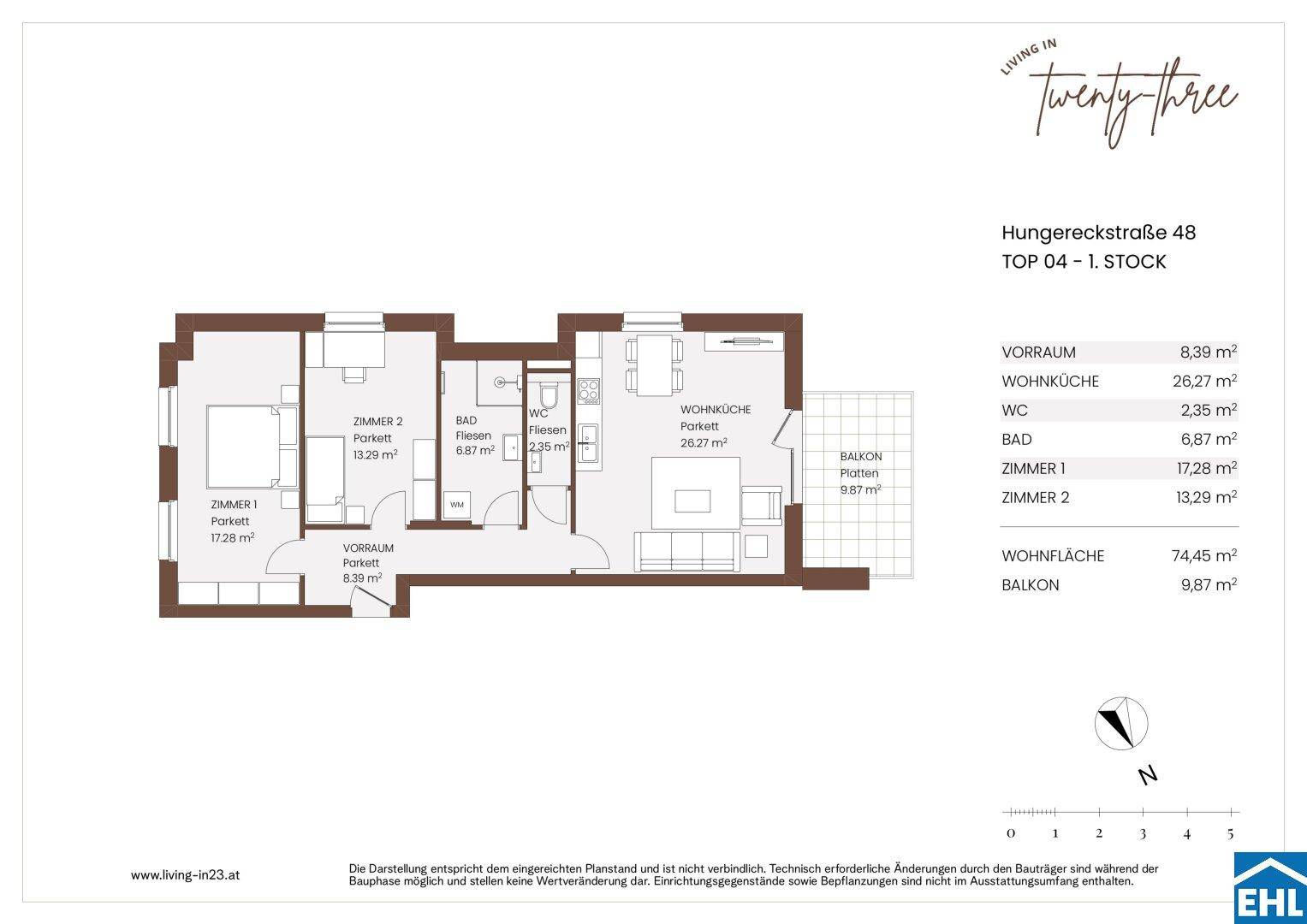 Dieser Grundriss zeigt eine Wohnung im ersten Stock mit zwei Schlafzimmern, zwei Bädern und einem Balkon.