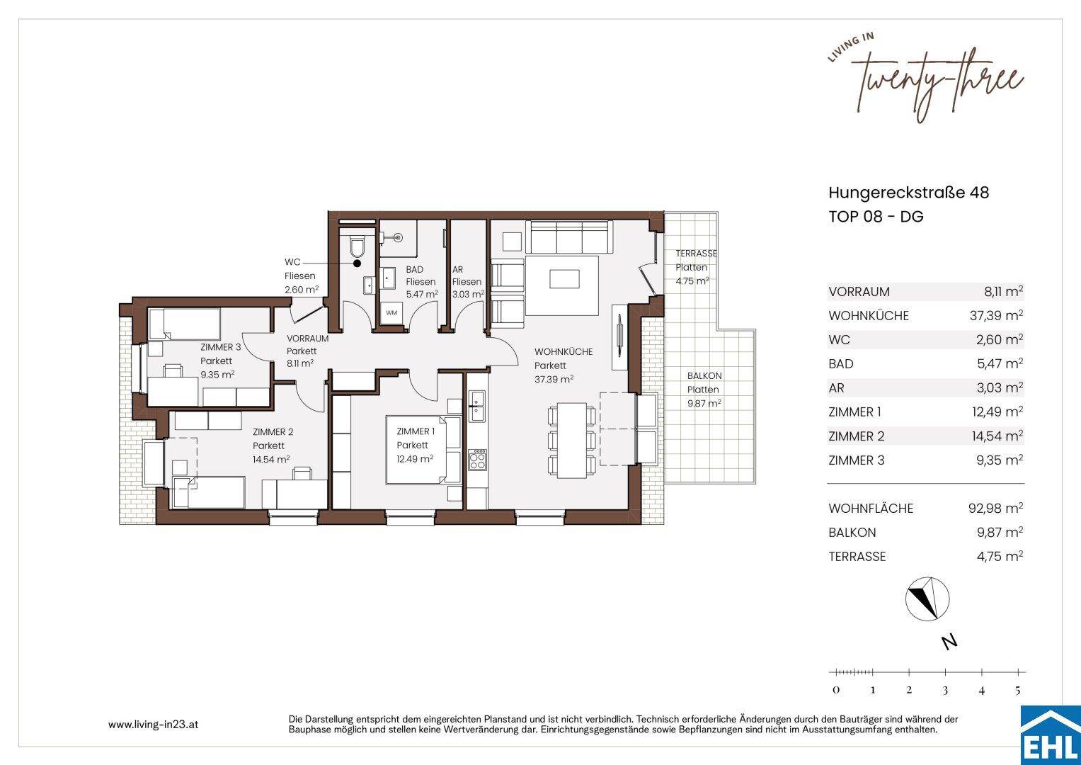 Grundriss einer Dachgeschosswohnung mit drei Zimmern, Balkon und Terrasse.