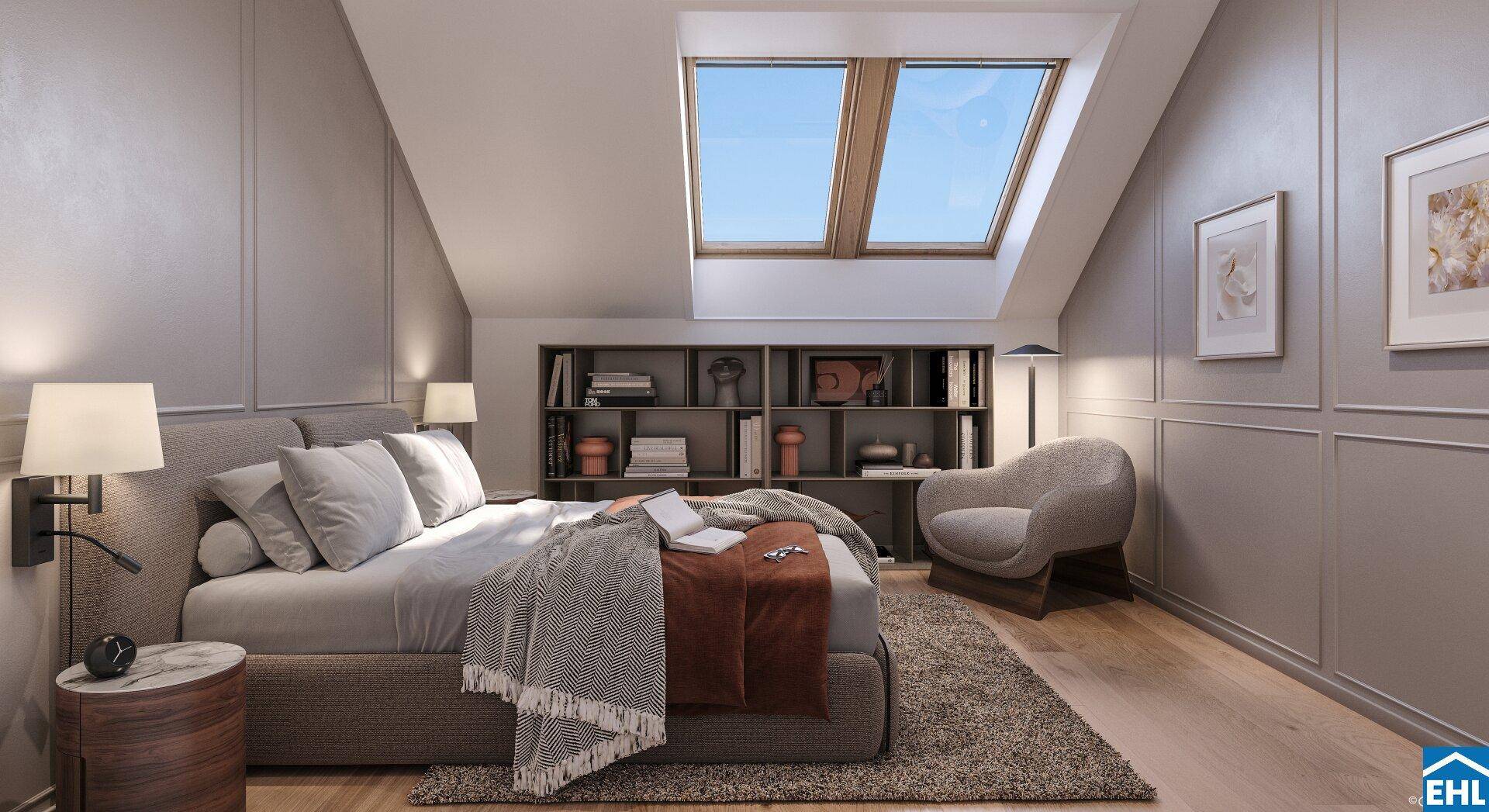 Gemütliches Schlafzimmer im Dachgeschoss mit Dachfenstern, Holzboden und integriertem Bücherregal.