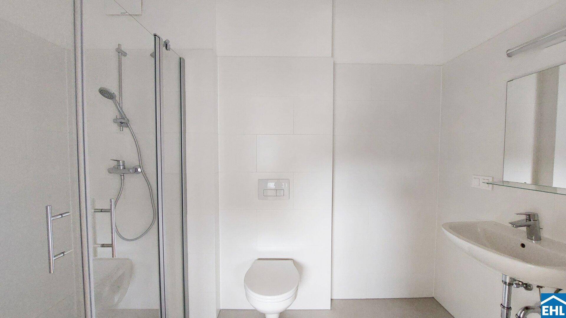 Muster-Badezimmer