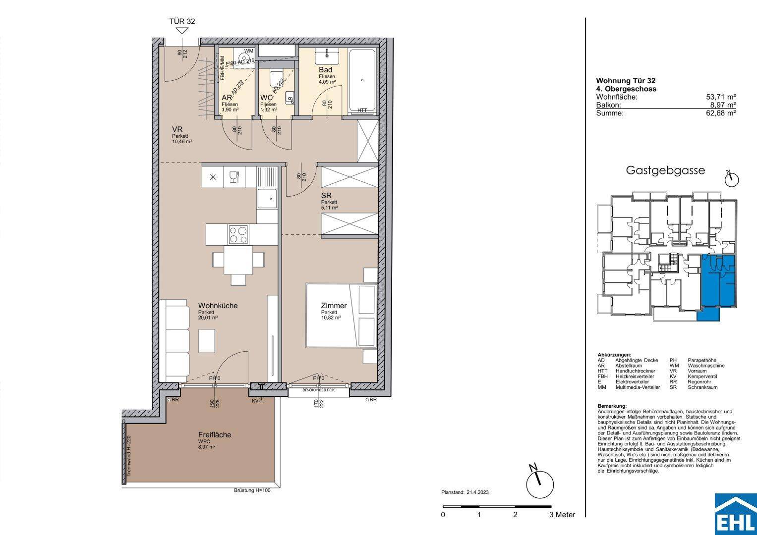 Detaillierter Grundriss einer Wohnung im 4. Obergeschoss mit offenem Wohnbereich und Balkon.