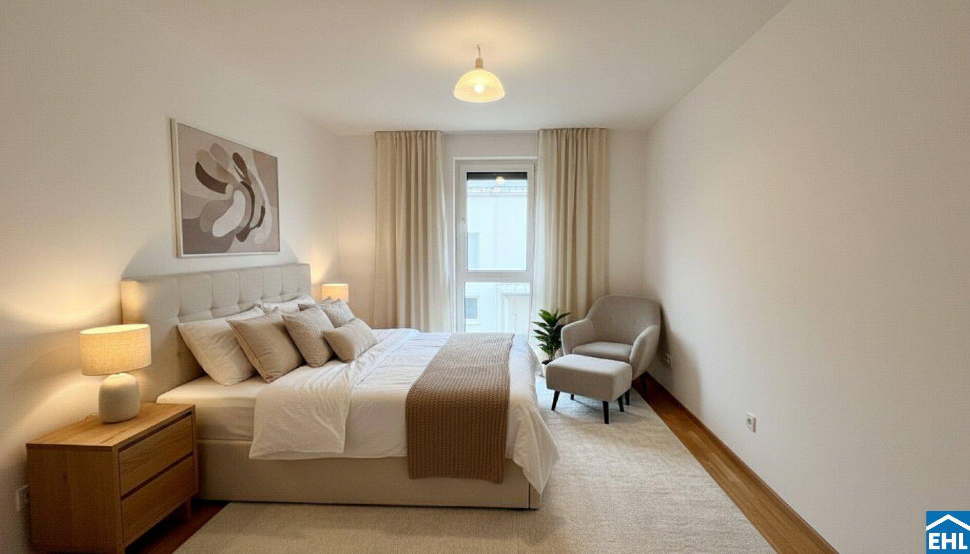 Gemütliches Schlafzimmer mit Doppelbett, Nachttischen und hellem Teppichboden.
