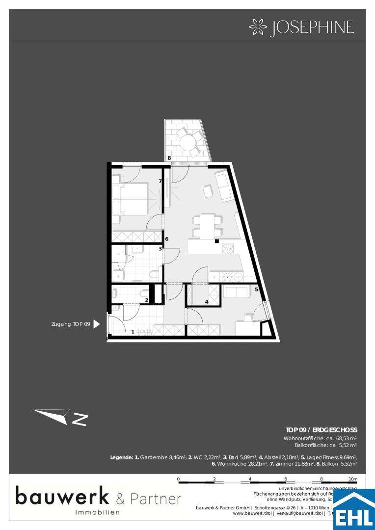 Grundriss des Erdgeschosses zeigt eine Wohnung mit offenem Wohn-Kochbereich, Schlafzimmer und Balkon.