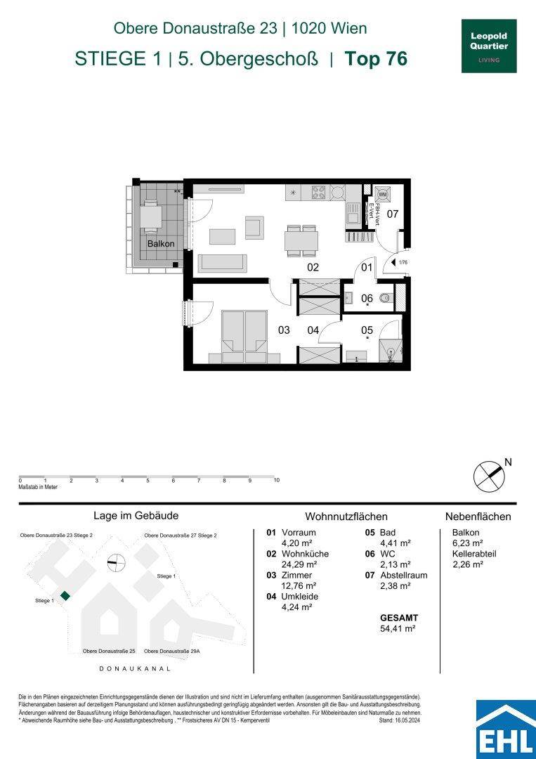 Detaillierter Grundrissplan einer modernen Wohnung im 5. Obergeschoss mit offenem Wohnbereich, Balkon und separatem WC.