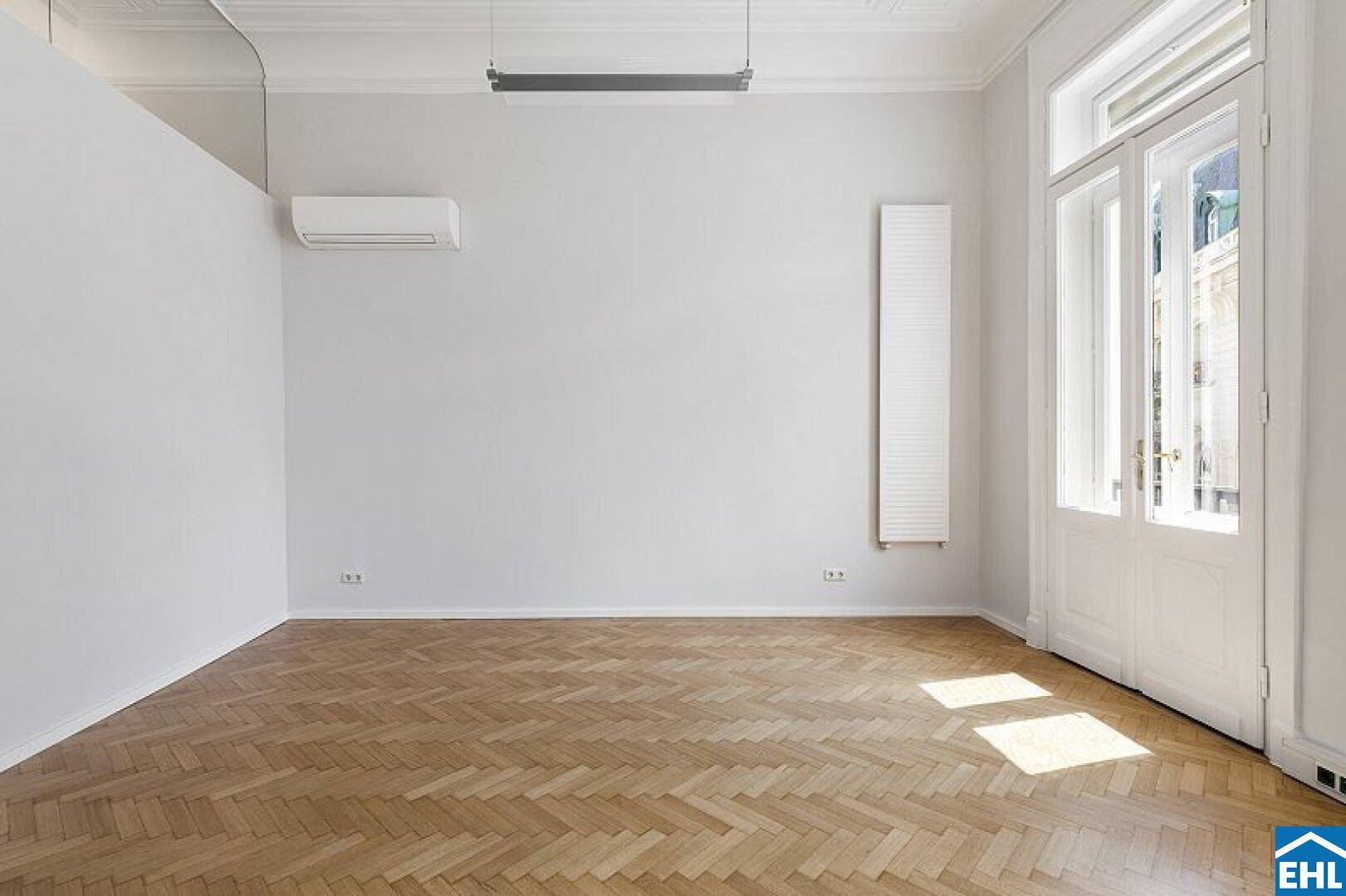 Wunderschöne Altbauwohnung mit Blick auf die französische Botschaft – pohled 2