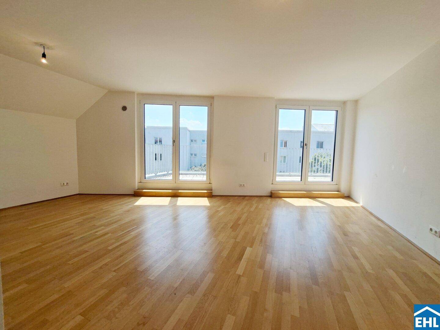 Sonnige, optimal geschnittene 2-Zimmerwohnung mit traumhafter Terrasse! – pohled 3