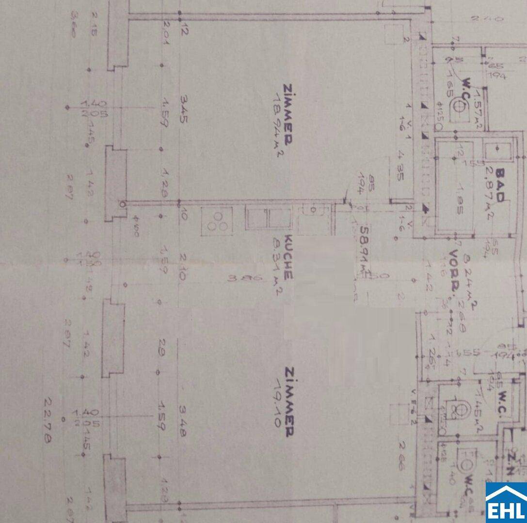 Detaillierter Grundriss mit Raumaufteilung und Flächenangaben der Wohnung.