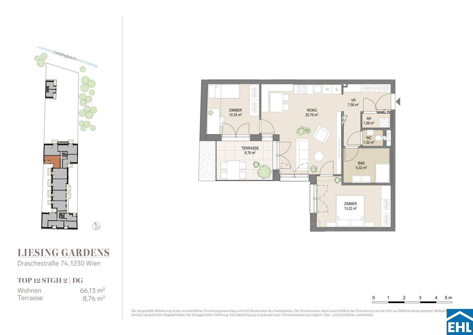 Detaillierter Grundriss einer modernen L-förmigen Wohnung mit offener Wohnküche, zwei Schlafzimmern und Terrasse.