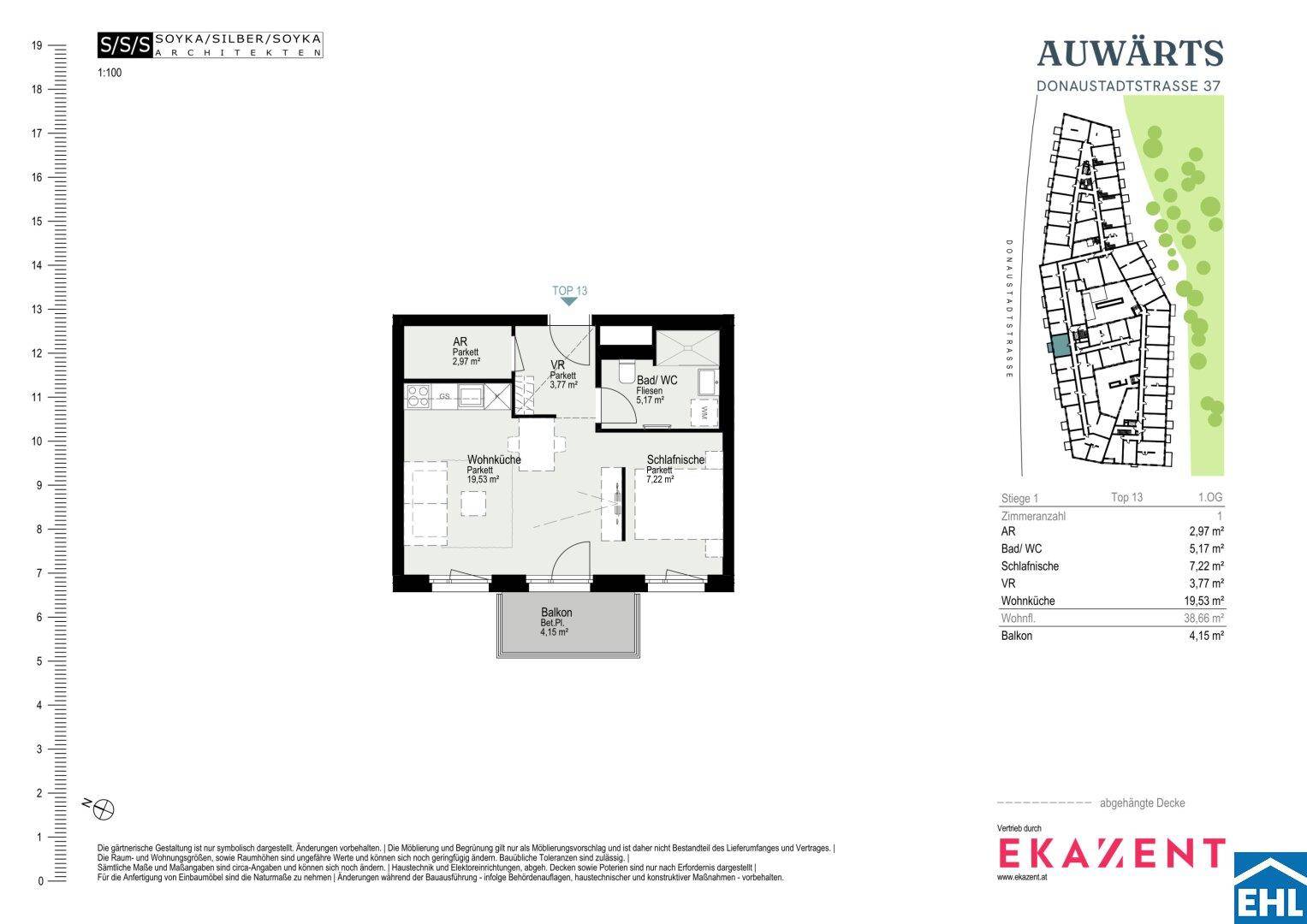 Grundriss einer Wohnung mit Wohnküche, Schlafzimmer, Bad und Balkon.
