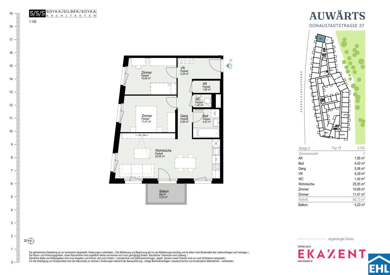 Grundriss einer Wohnung mit zwei Zimmern, Wohnküche, Bad, WC und Balkon.