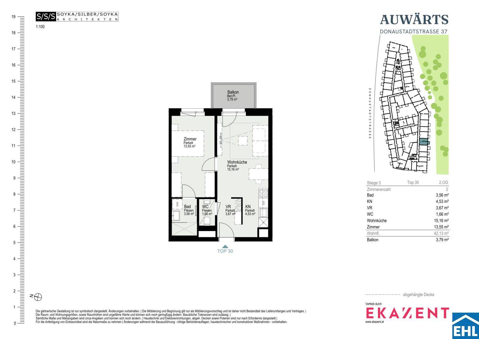 Grundriss einer Wohnung mit Wohnküche, Schlafzimmer, Bad und Balkon.