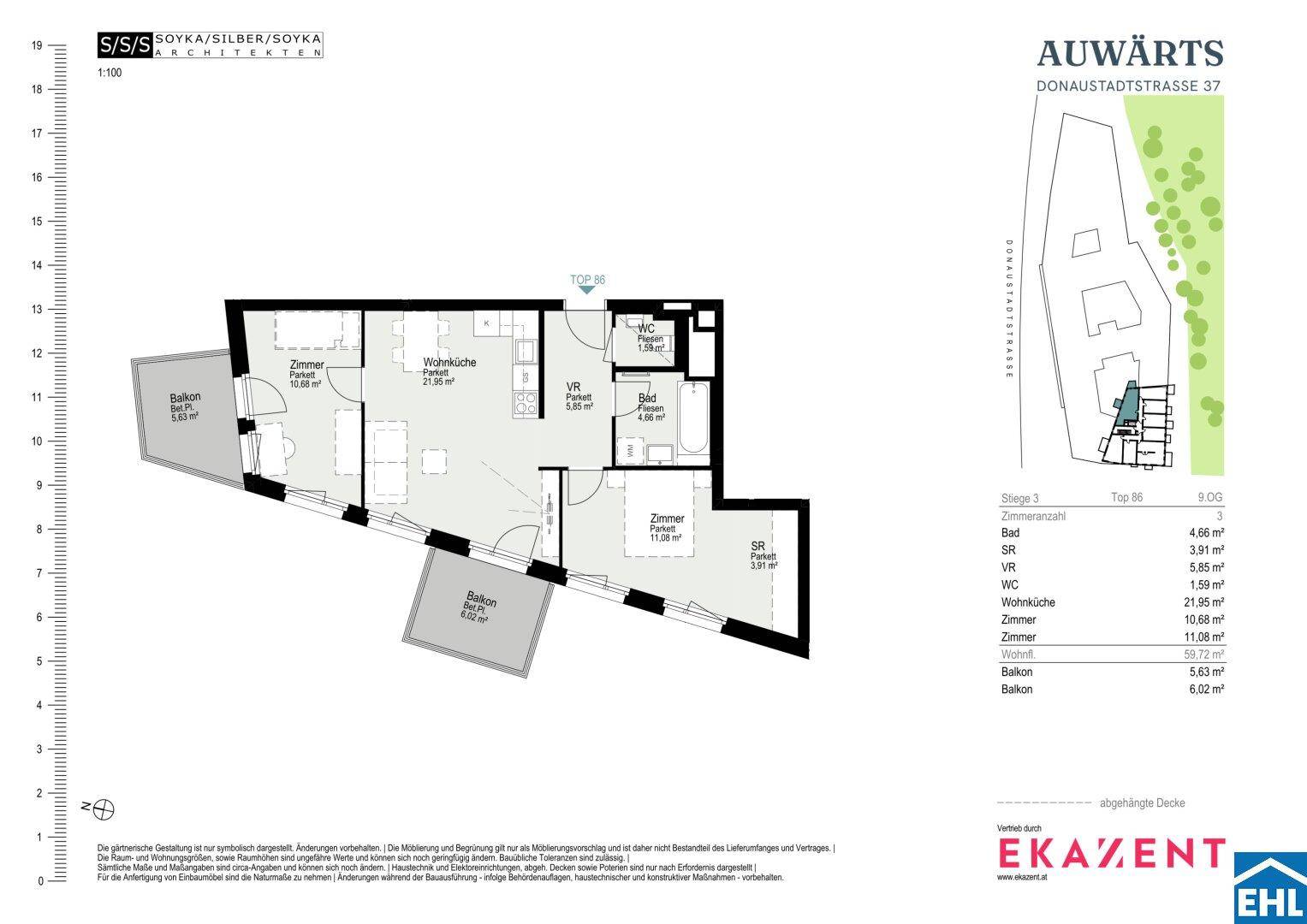Detaillierter Grundriss einer Wohnung mit zwei Balkonen und separatem WC.