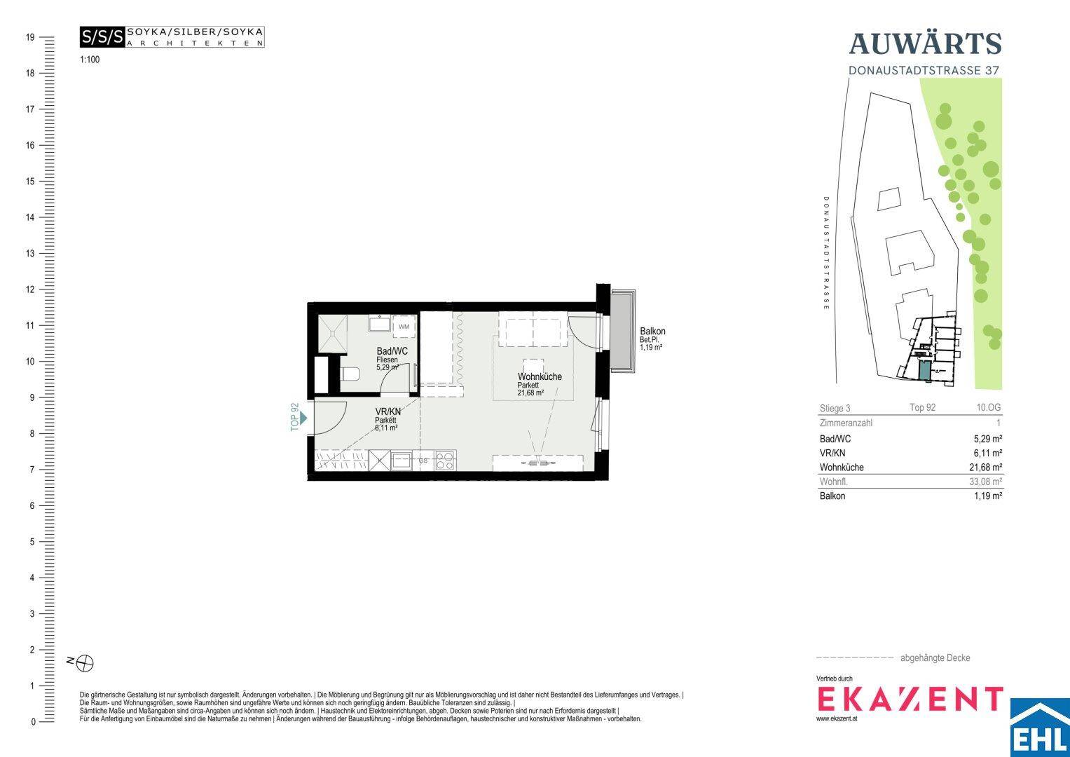 Grundriss einer Wohnung mit Bad/WC, Wohnküche und Balkon, detailliert dargestellt.