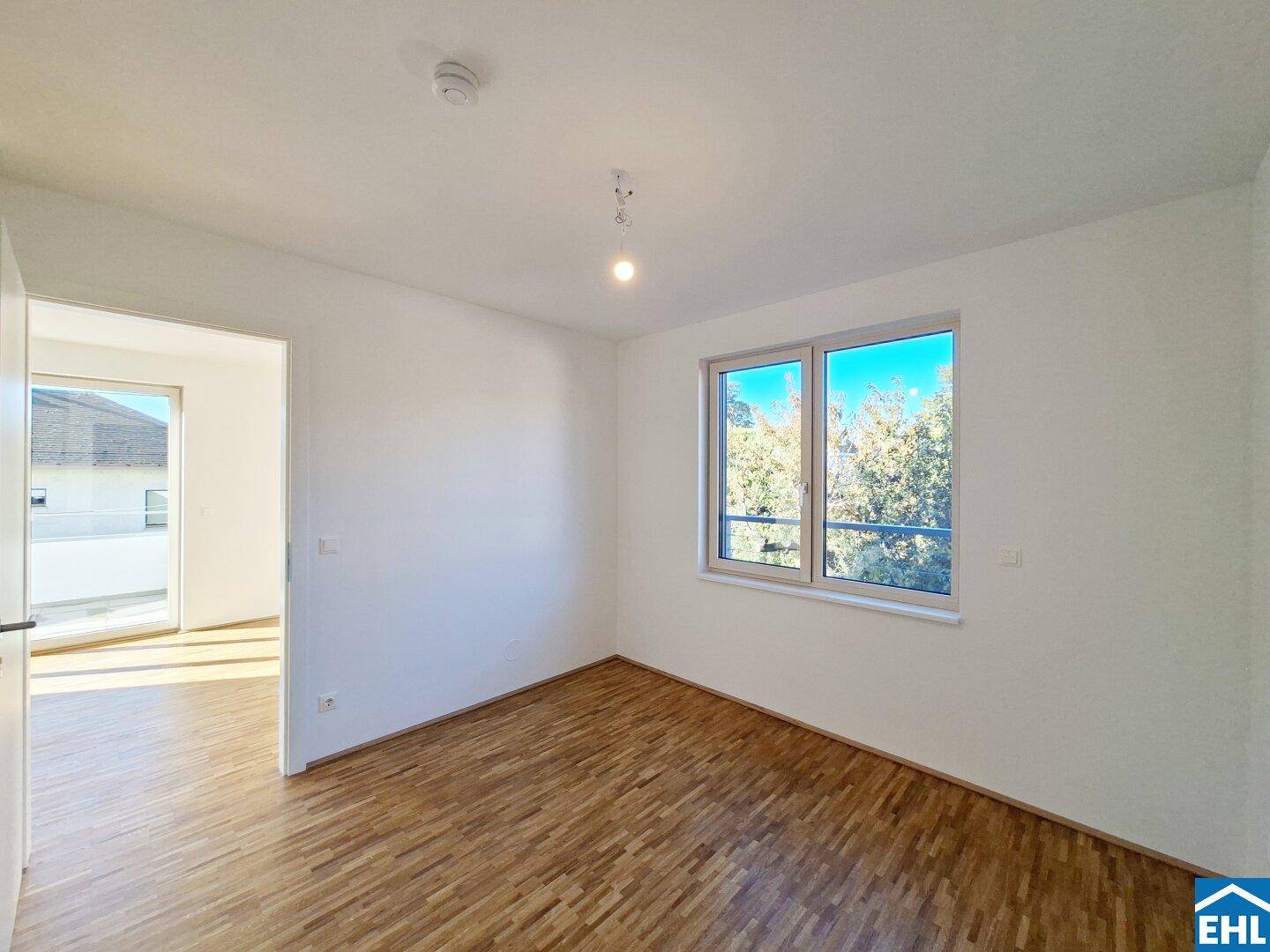 Schlafzimmer 1.1