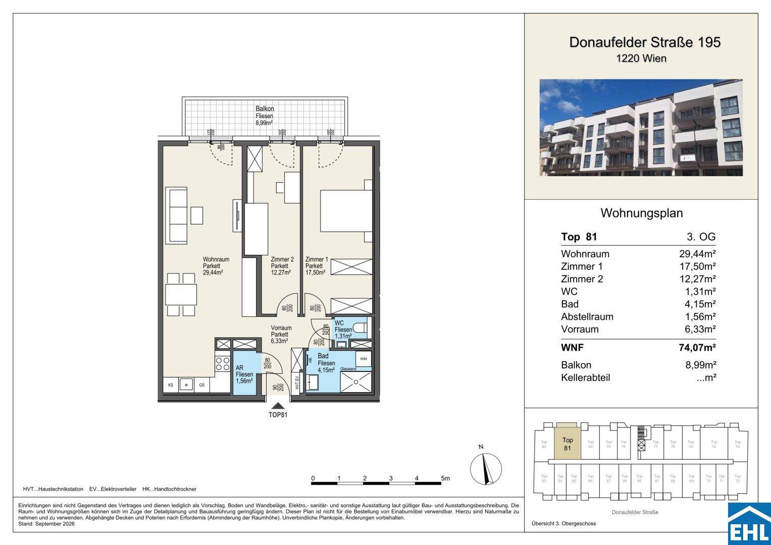 Grundriss einer Wohnung mit Balkon, zwei Schlafzimmern und offenem Wohn-Essbereich.