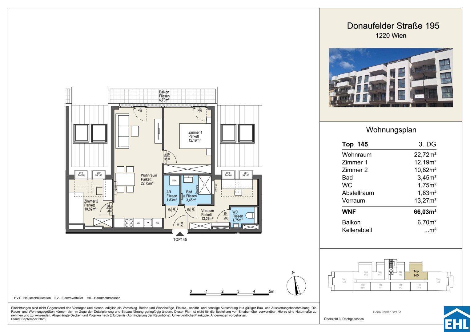 Grundriss der Wohnung Top 145 im 3. Dachgeschoss mit Balkon und offenem Wohnbereich.