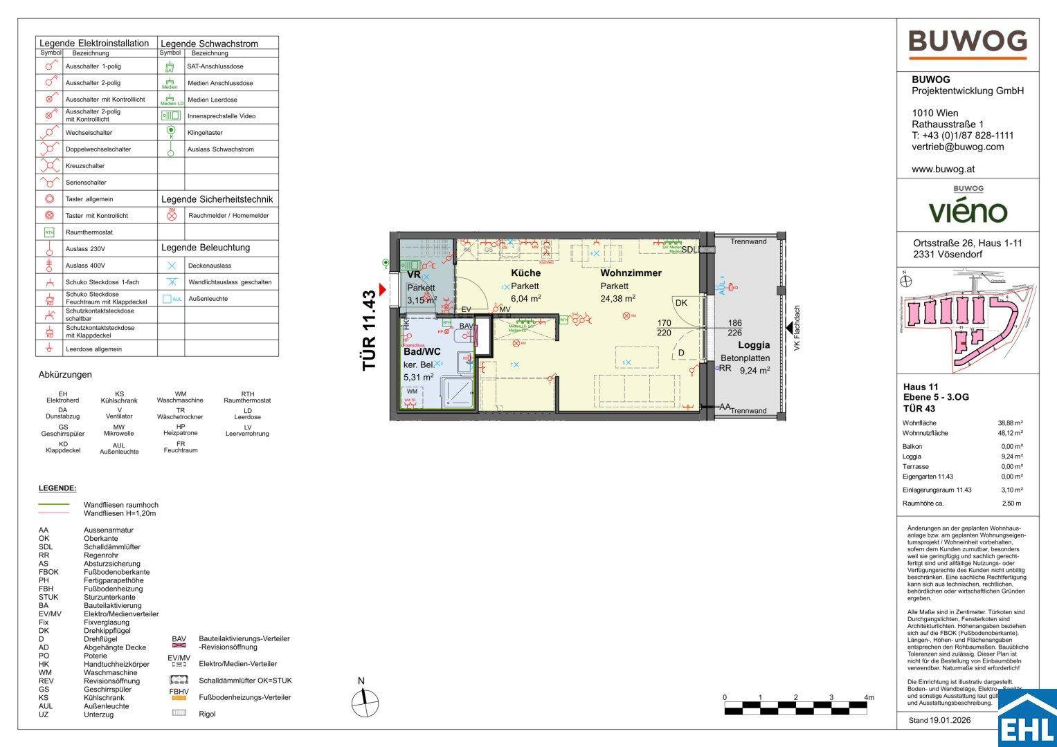 Detaillierter Grundriss einer Wohnung mit offenem Wohnbereich, Küche, Bad und Loggia.