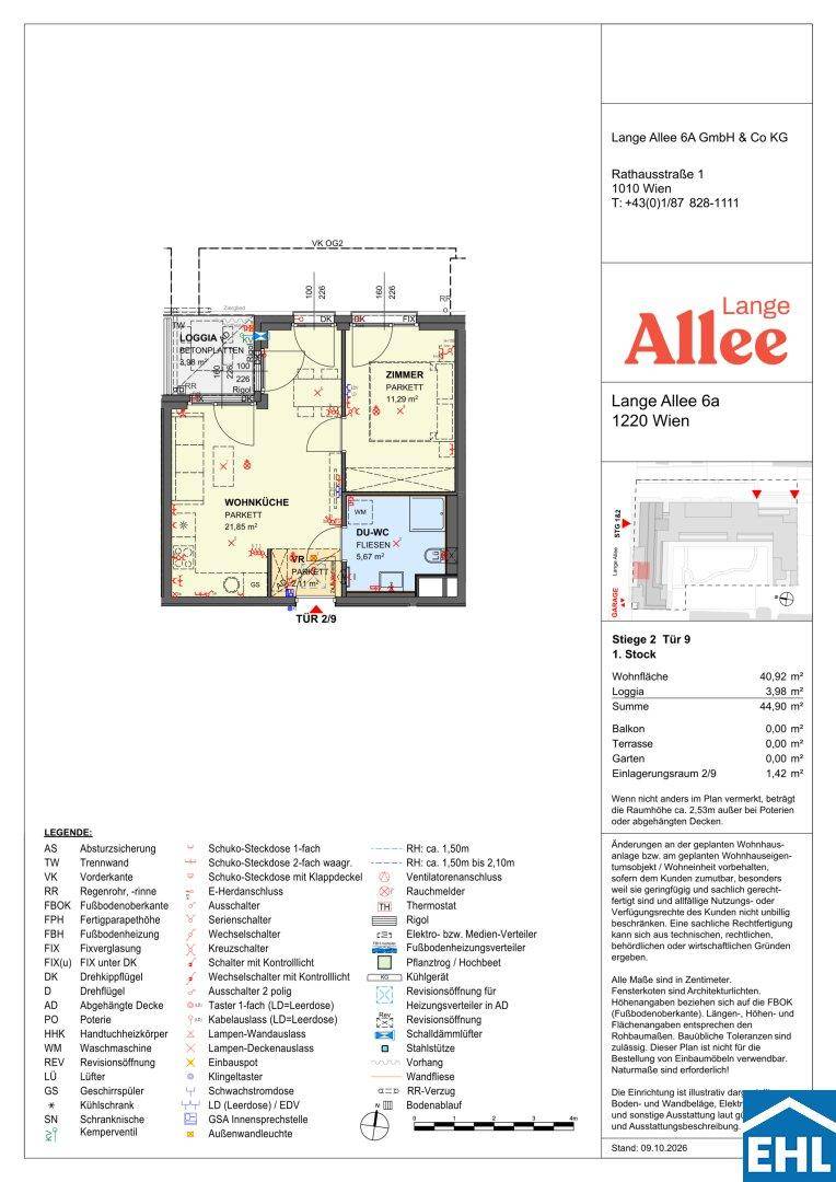 Detaillierter Grundriss einer Wohnung mit Loggia und offenem Wohnküchenbereich.