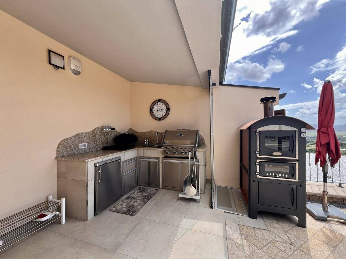 Outdoor cooking