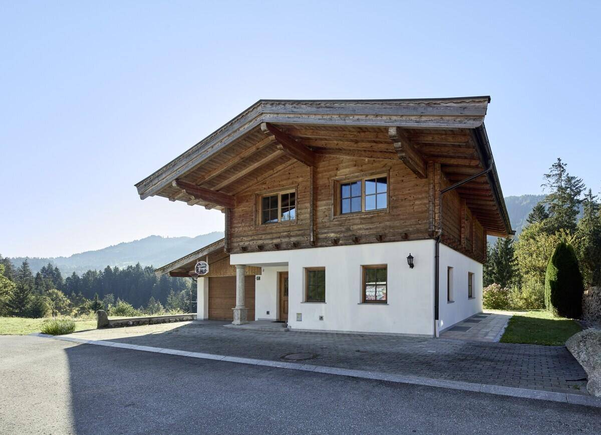 Exklusives Tiroler Bergchalet in Söll – Ruhe, Sonne &amp; Kaiserblick - Ansicht 2