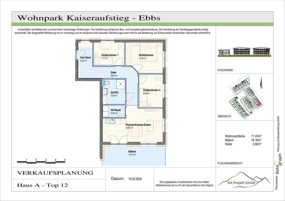 Grundriss von Haus A, Top 12, mit offenem Wohn-Koch-Essbereich, Schlafzimmern und Balkon.