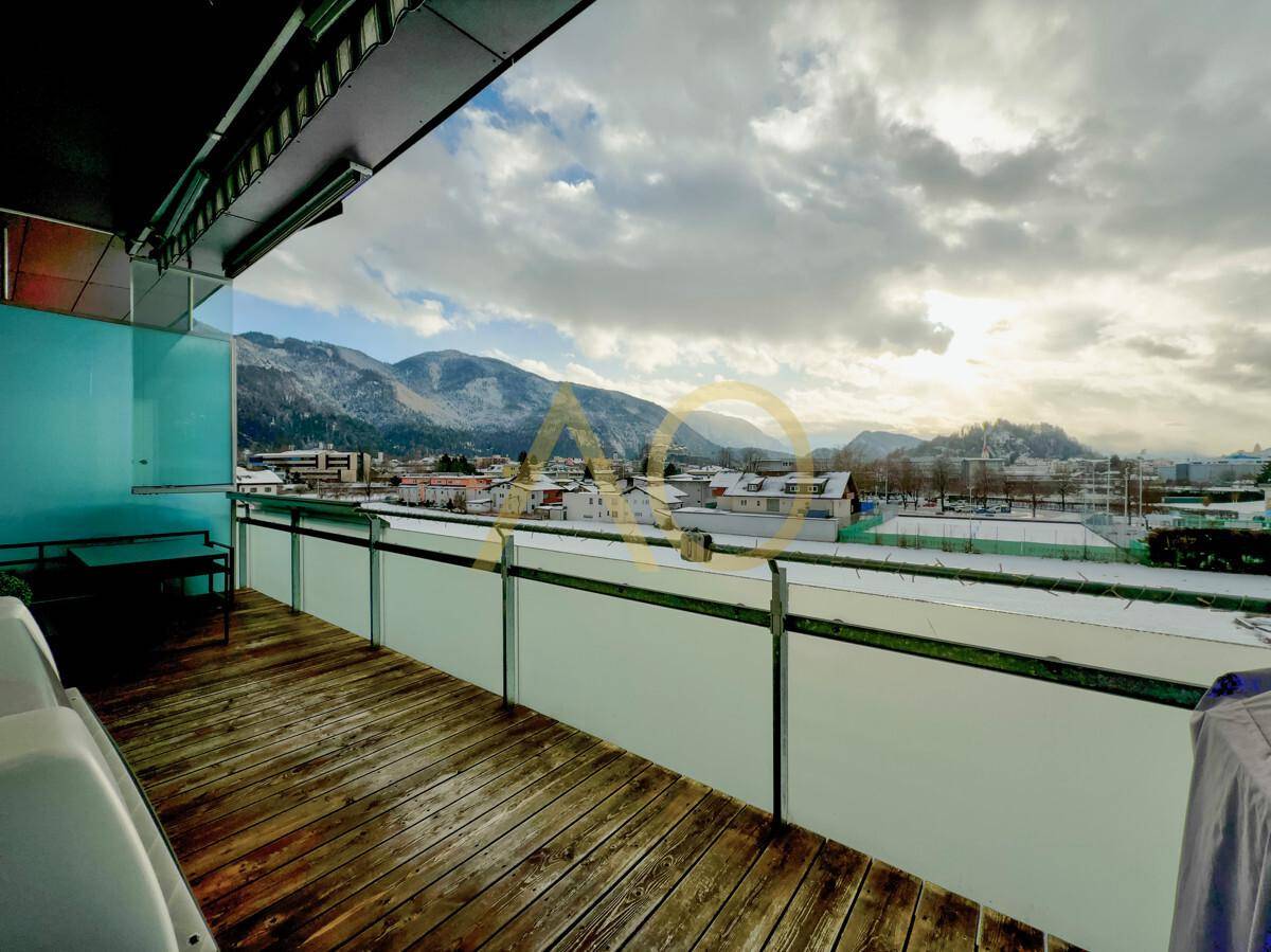 Penthouse Kufstein mit großem Balkon