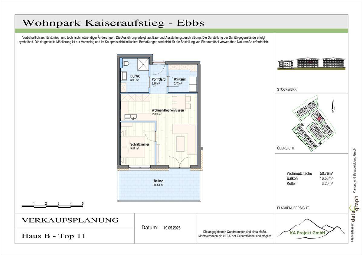 Grundriss einer Wohnung mit offenem Wohn-, Koch- und Essbereich, einem Schlafzimmer, Bad und Balkon.