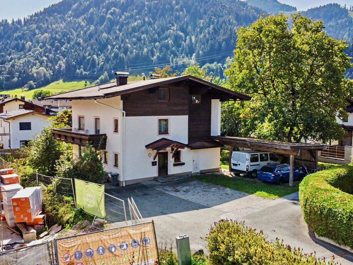 Älteres Mehrfamilienhaus in Top-Lage in Söll (2)