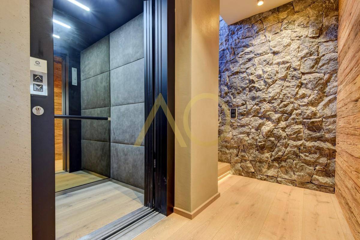 Alpine Luxury Experience- Your Exclusive Chalet in the Heart of Kitzbühel District