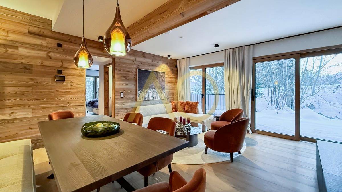 Cozy Alpine Luxury Living