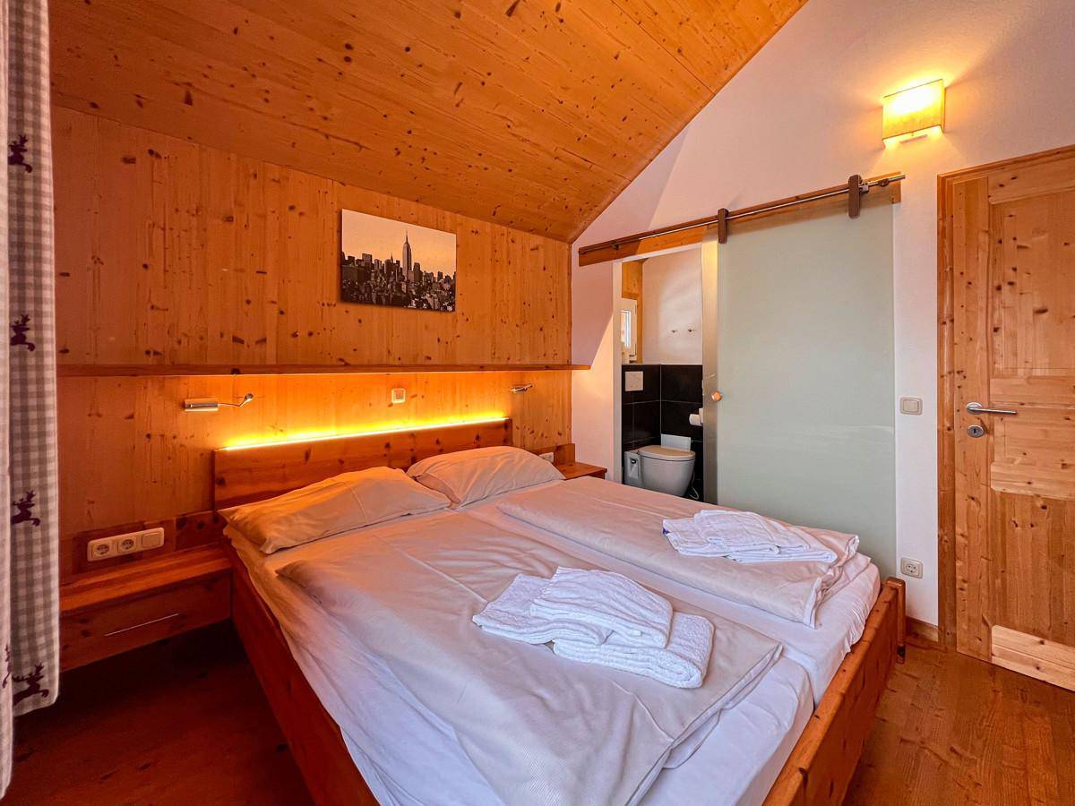 Schlafzimmer 3 mit Bad en Suite