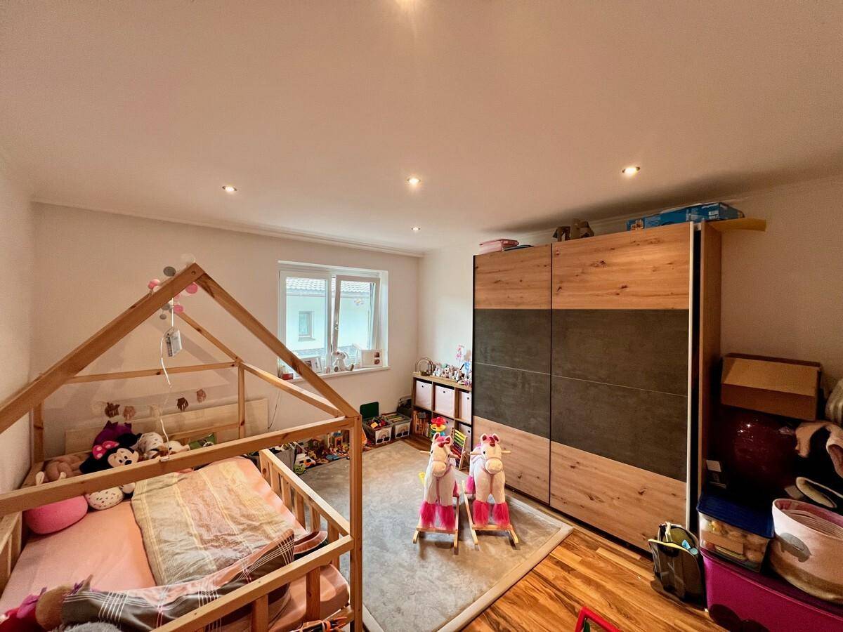 3. Schlafzimmer