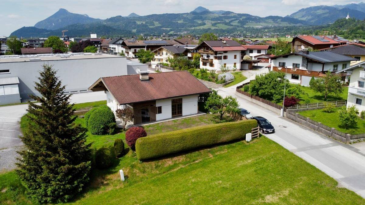 44 Vogelperspektiven auf das Traumhaus in Ebbs