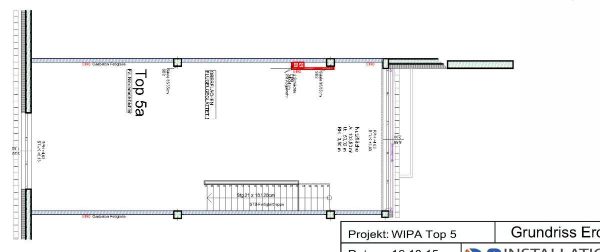 Detaillierter Grundriss eines Gewerberaums mit Treppe und verschiedenen Beschriftungen und Abmessungen.