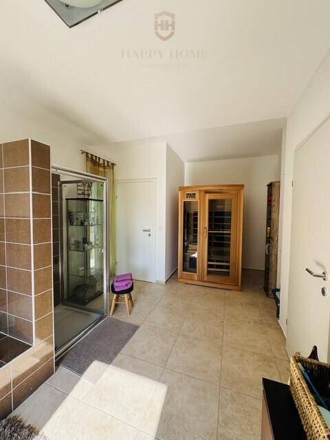 UG-Badezimmer 2