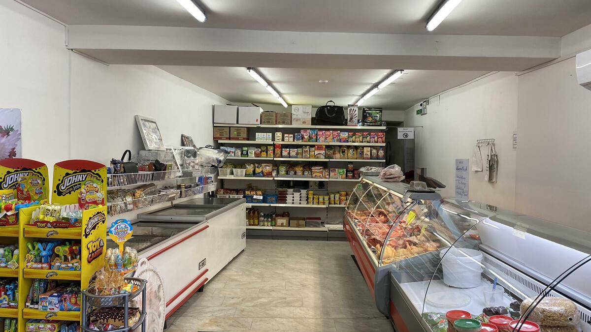 8020 Graz: günstiges, ebenerdiges Geschäftslokal mit Auslagenfront an Frequenzlage - View 2