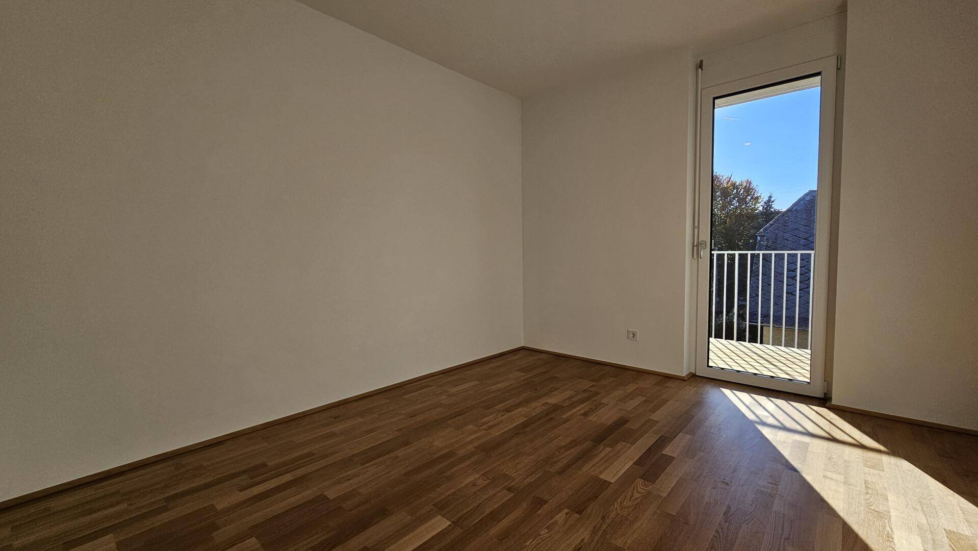 Schlafzimmer I mit ca. 10m² Balkon