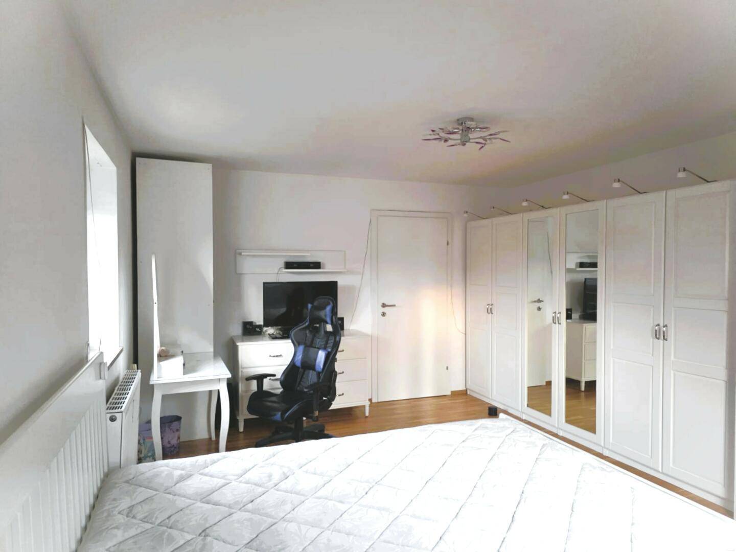 Zimmer 4