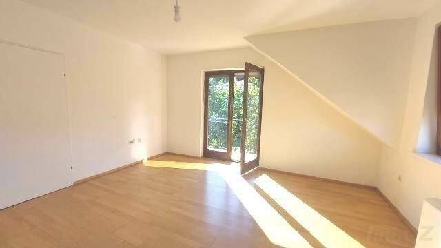 Wohnzimmer zum Balkon