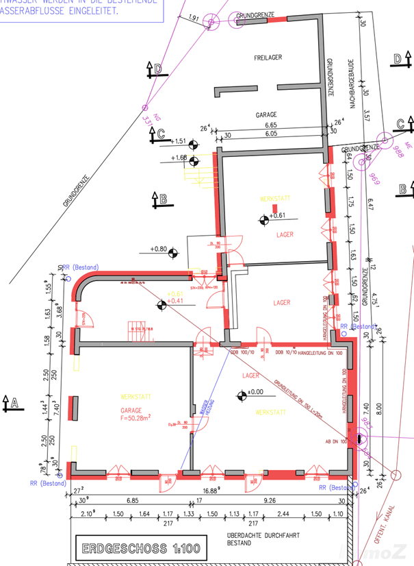 Grundriss des Erdgeschosses mit Garagen, Werkstätten und Lagerräumen.