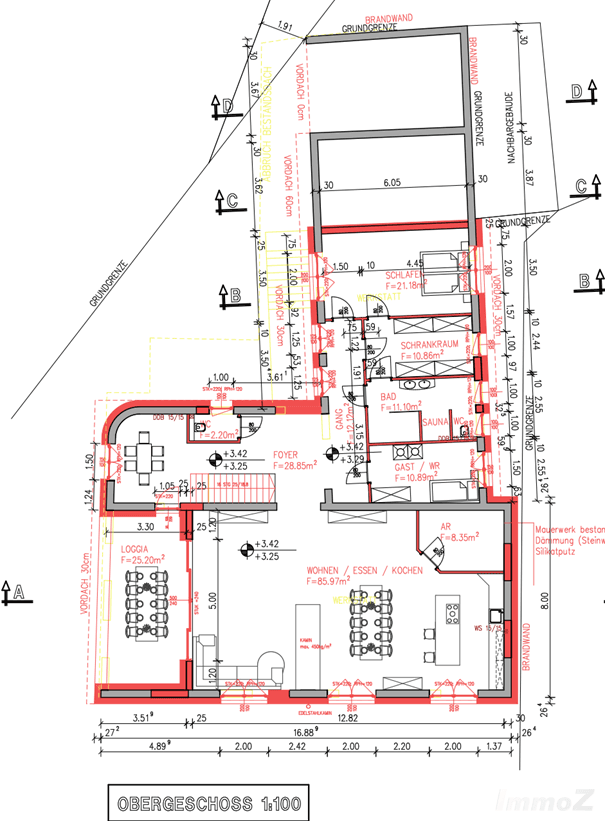 Grundriss des Obergeschosses mit Wohn-, Ess- und Kochbereich sowie Loggia und Sauna.