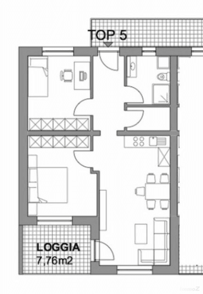 Grundriss der Wohnung TOP 5 mit zwei Schlafzimmern, offenem Wohnbereich und einer großzügigen Loggia.