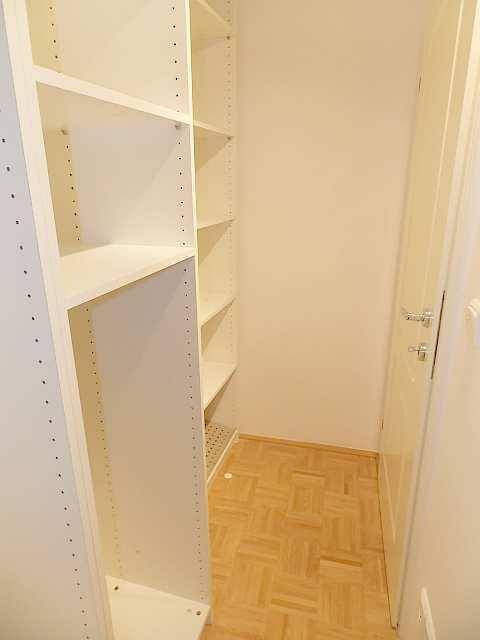 k Garderobe und Abstellraum