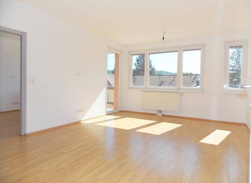 b Wohnküche-Balkon
