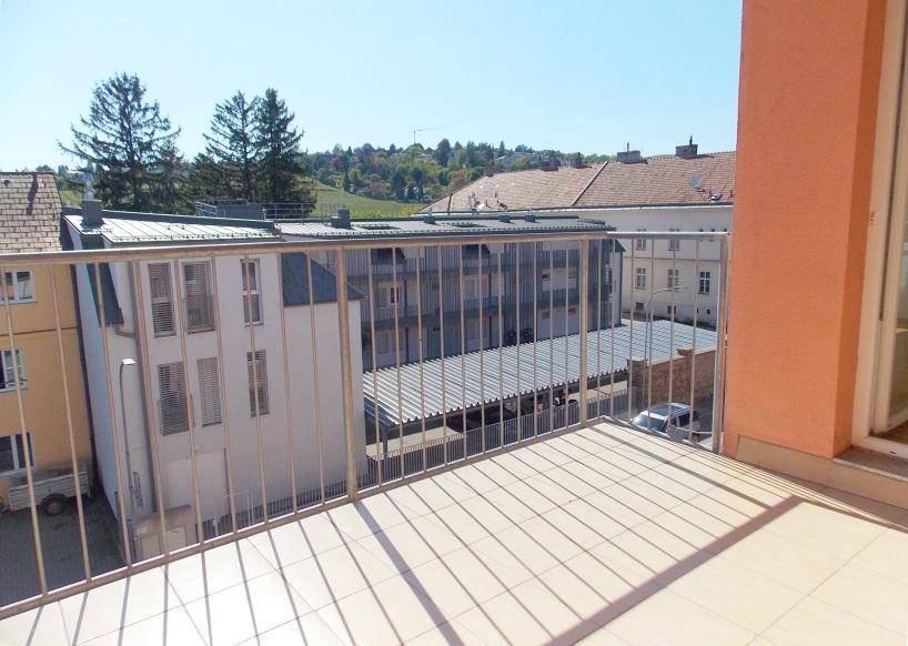 f Balkon