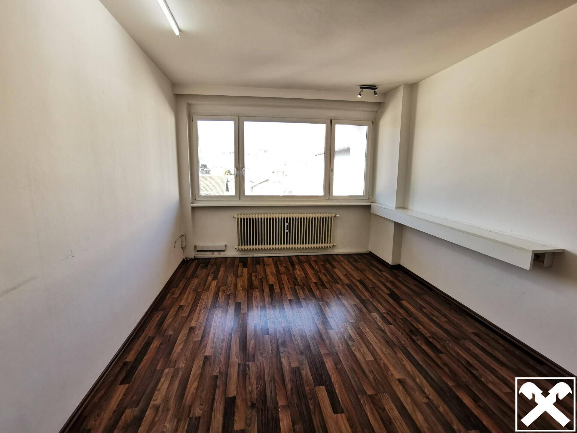 Büro links