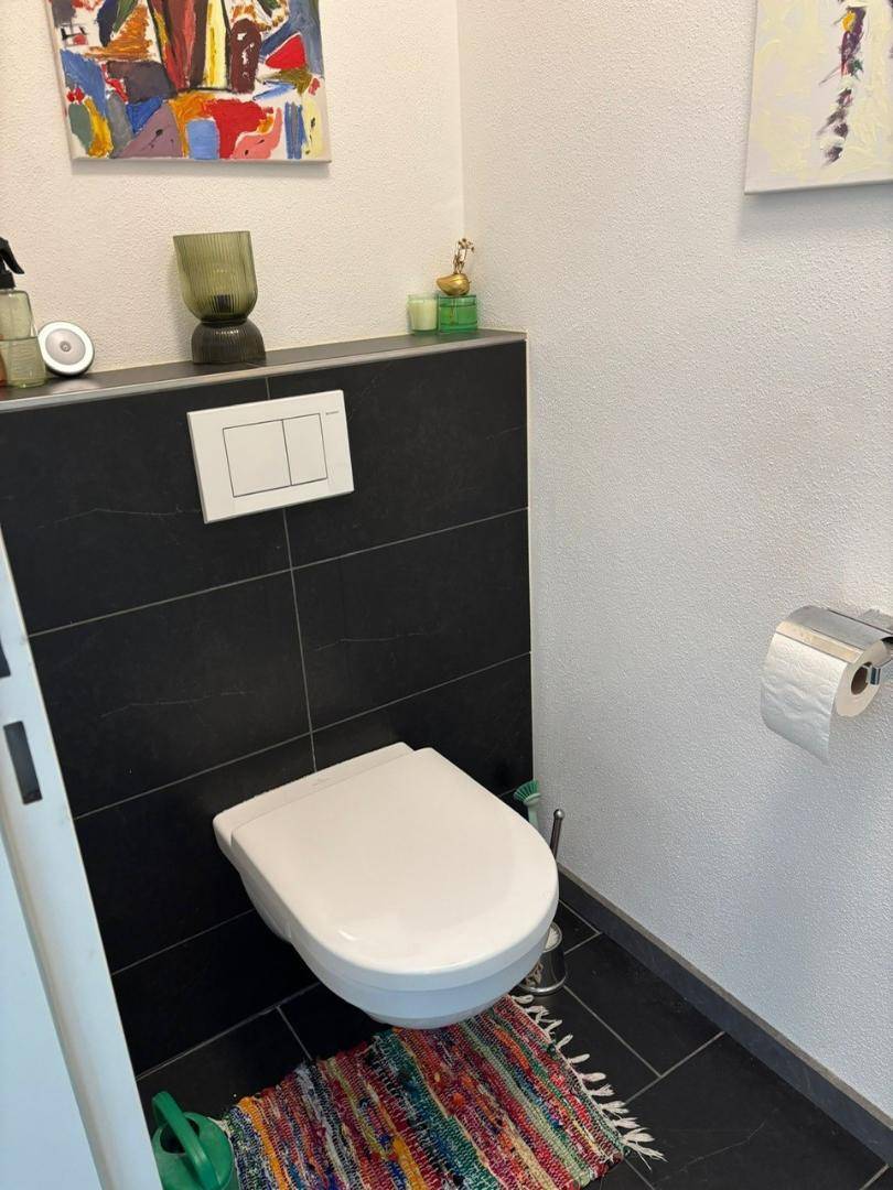 WC2